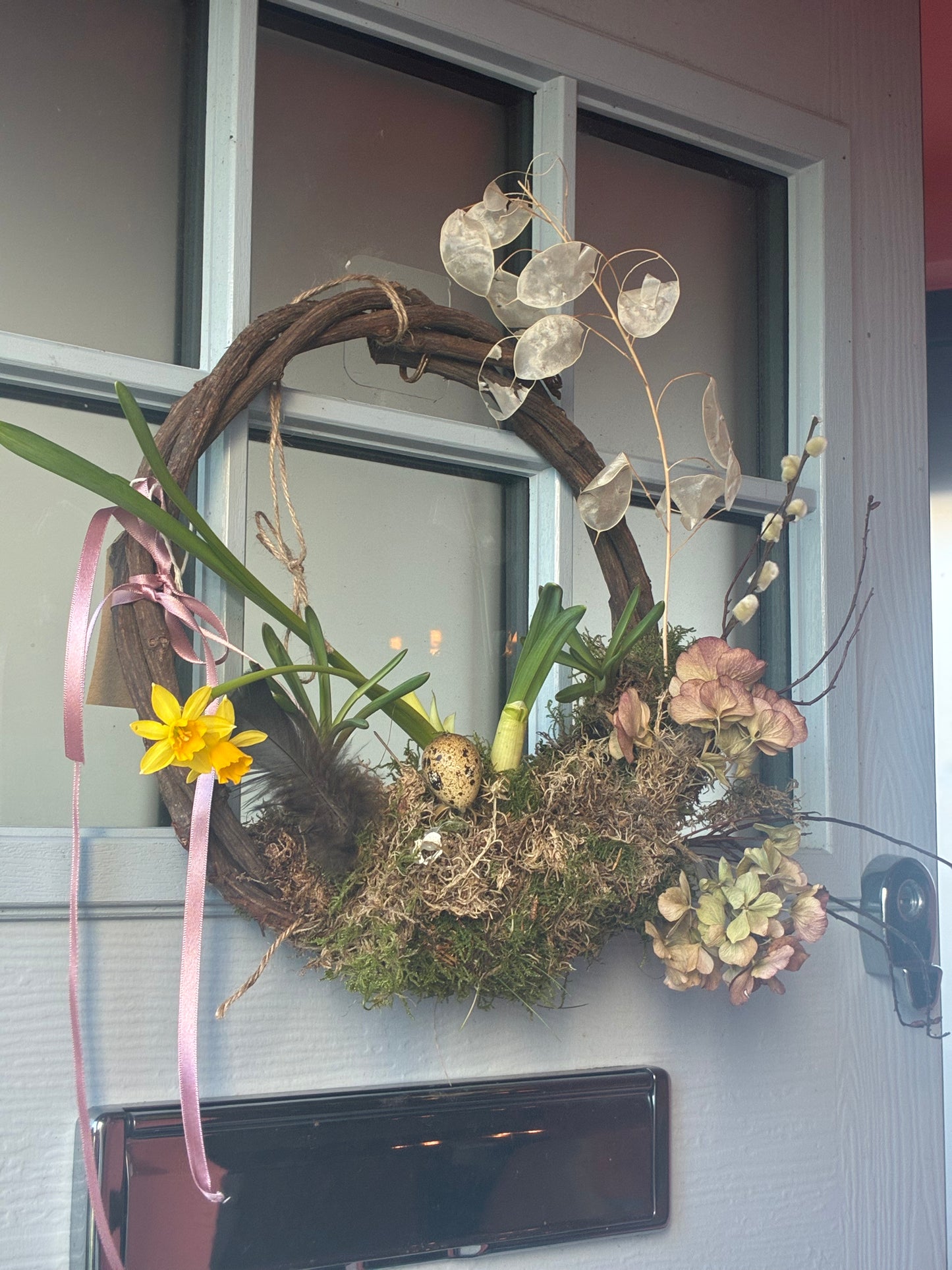 Spring living wreath